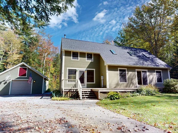 90 Warren Road, Monmouth, ME 04259