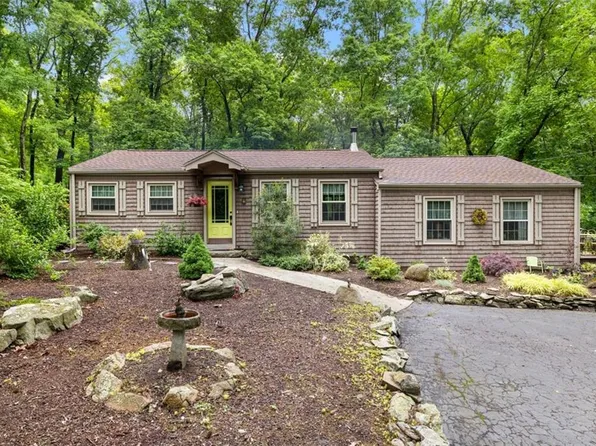 28 Sherman Ave, Lincoln, RI 02865
