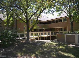 Lc 2 Long Bay Point Dr, Galena, IL 61036