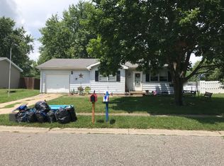 1320 Helena Dr, Lebanon, IN