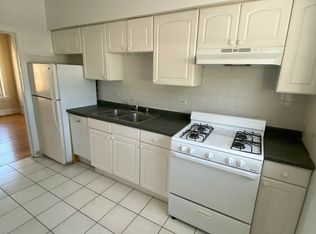 830 Reba Pl APT 1S, Evanston, IL 60202