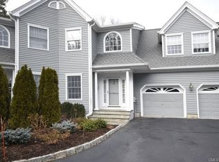 13 Old Stamford Rd #C, New Canaan, CT 06840