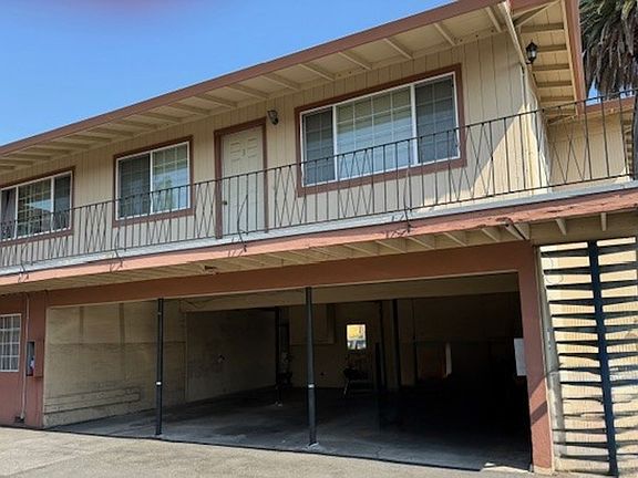 3rd image of 729 Chestnut St APT 7