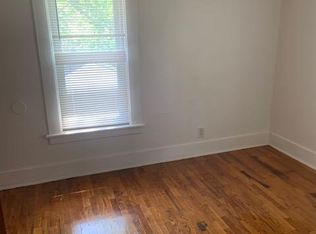 416 N Fairview Ave, Lansing, MI 48912