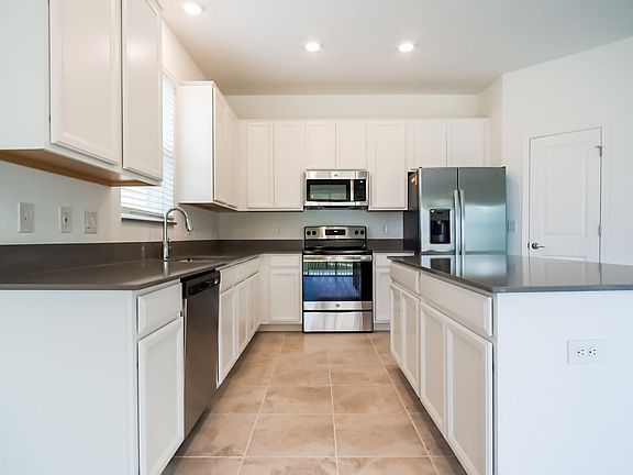 3rd image of 786 Citrus Reserve Blvd