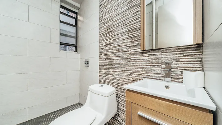 Rented by Nooklyn NYC LLC | media 15