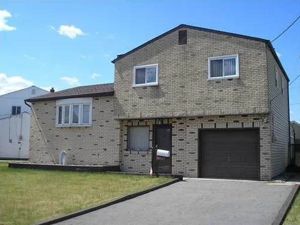 19 Etheridge Dr, Carteret, NJ 07008