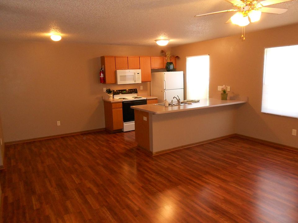 Living room viewing kitchen