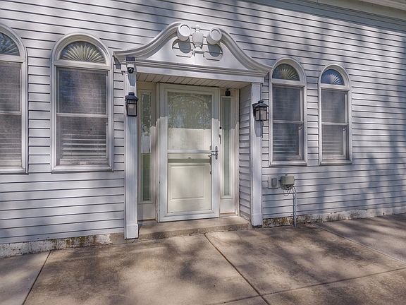 5th image of 17964 N 1750 East Rd