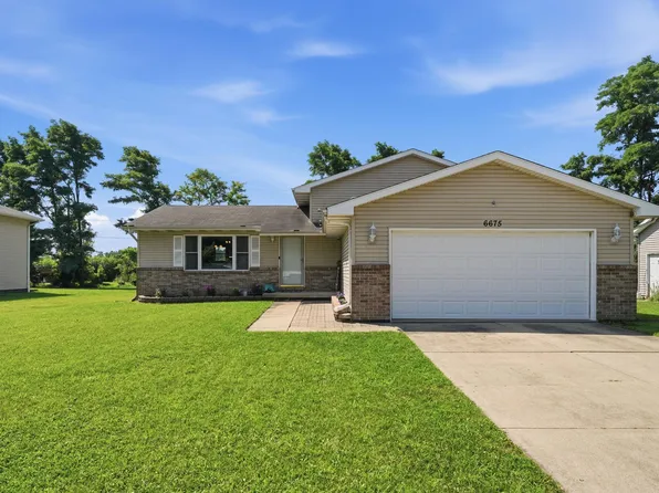 6675 Silver Cloud Dr, Portage, IN 46368