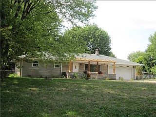 3rd image of 7270 Linden Dr