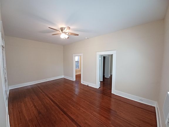 5th image of 2112 Howard St
