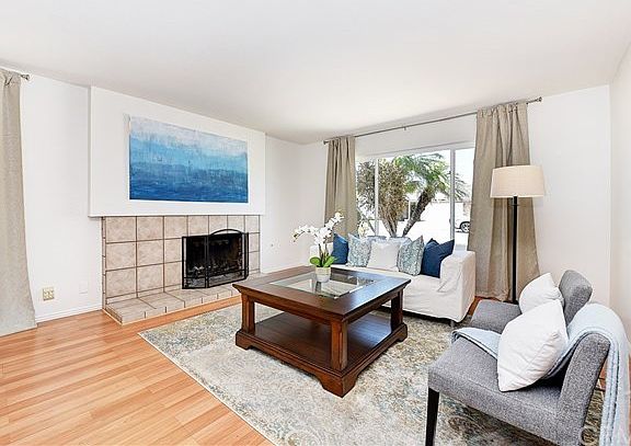 4th image of 8942 Blackheath Cir