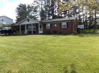 60 Courtland Cir, Galax, VA 24333