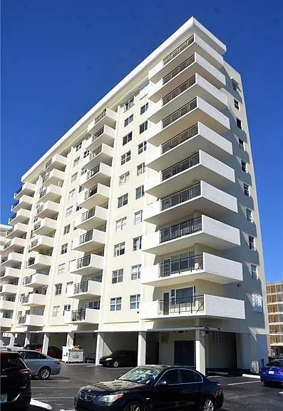401 Golden Isles Dr #1007 — Photo 80