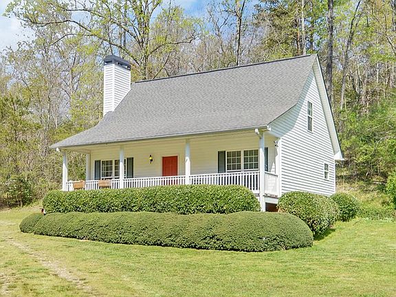2nd image of 202 Dove Ln