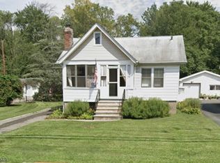 34 Clinton Rd, Fairfield, NJ 07004