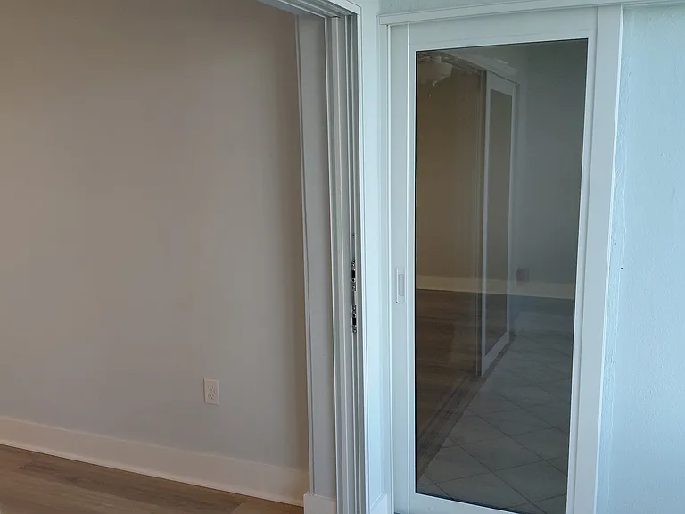 4725 Cove Cir #108 — Photo 32