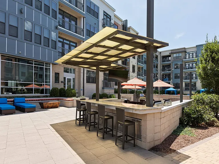 Outdoor Kitchen