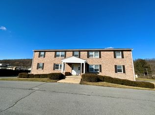 9189 Olde Scotland Rd APT 2, Shippensburg, PA 17257