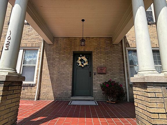 2nd image of 1023 High St