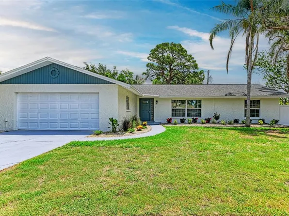 221 Vermont Ave E, Bradenton, FL 34208