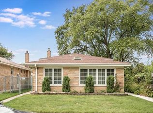 8524 Christiana Ave, Skokie, IL 60076