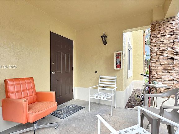 4th image of 3395 NE 9th St Unit 101