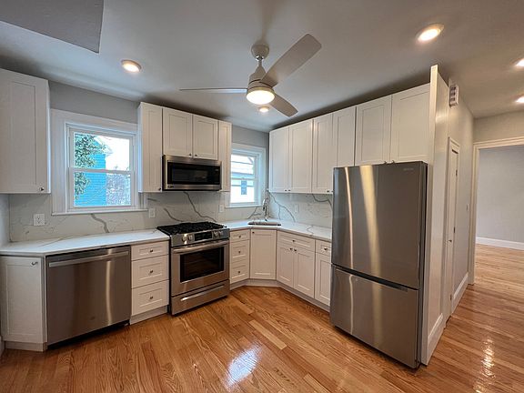 3rd image of 11 Burnham St #2F
