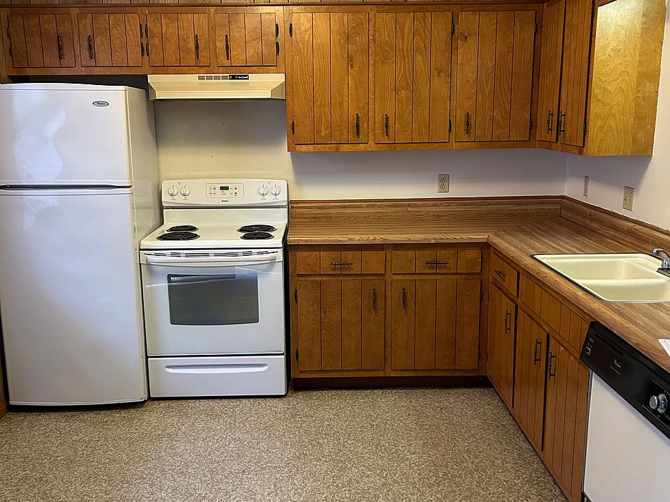 1st image of 627 W Garland St #2
