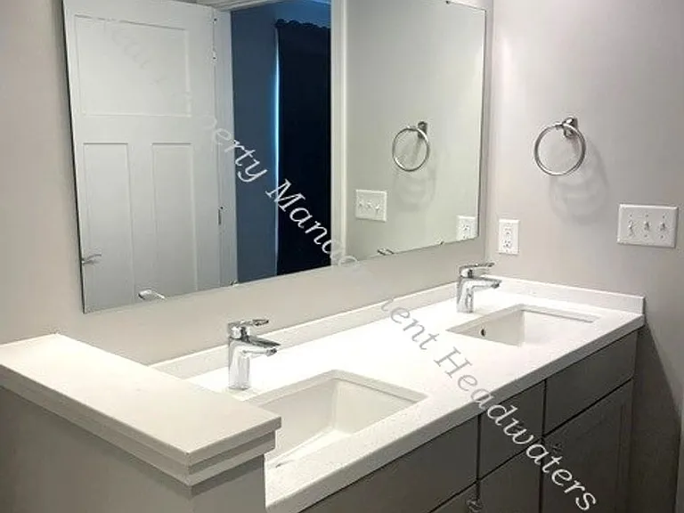 4747 Shore View Rd — Photo 17