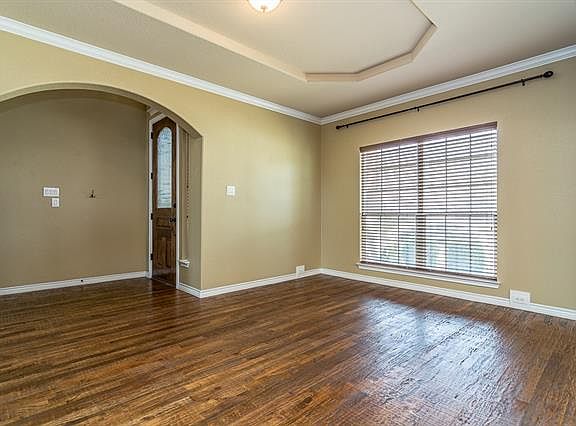 5th image of 1740 Stillhouse Hollow Dr
