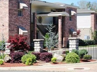 100 Clearwater Cir, Hot Springs, AR 71901