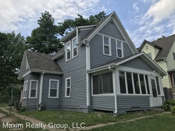 4742 S 18th St, Omaha, NE 68107