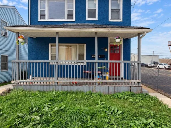 806 Market St, Marcus Hook, PA 19061