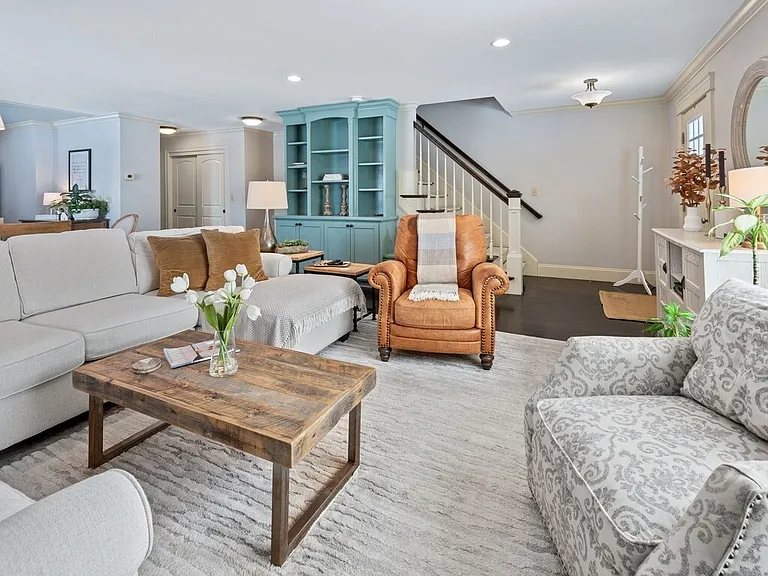 8A Maple St #1 — Photo 9