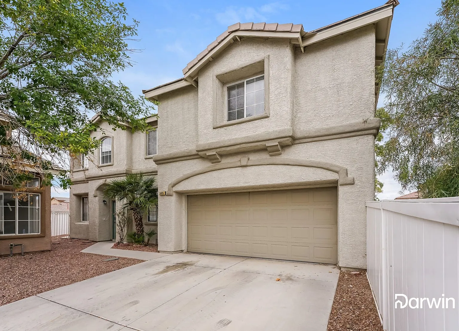 4 bed, 2.5 bath, 1998 sqft, $2,250 — Photo 1