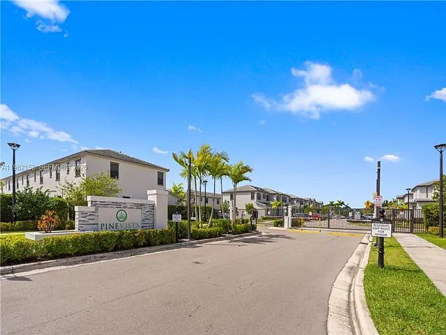 28500 SW 133rd Path — Photo 11