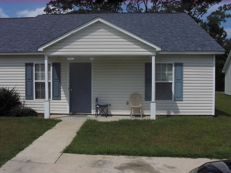 1st image of 2912 B Lee Ct
