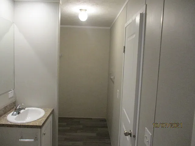 913 Moss Ave — Photo 22