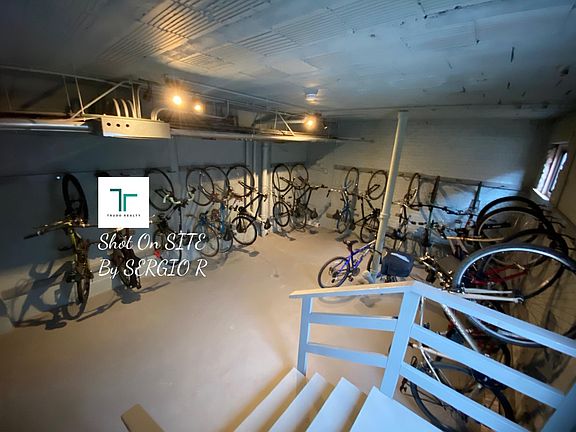 3rd image of 2911 N Mildred Ave #2912-3CC