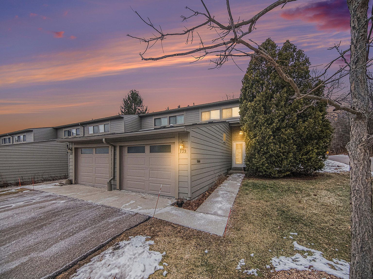 739 Skynob Dr, Ann Arbor, MI 48105 | Zillow