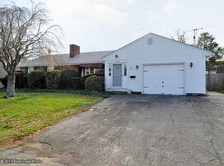 65 Plymouth Rd, East Providence, RI 02914