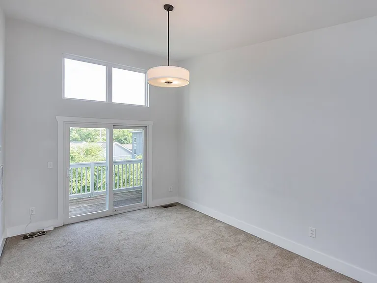 708 Tral St — Photo 19