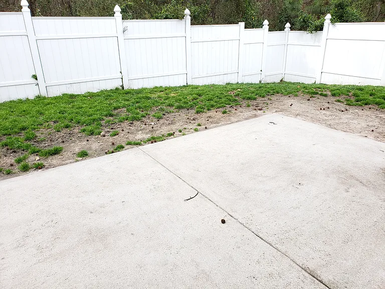 721 Albertine Ct — Photo 24
