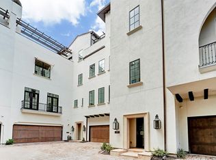 2413 Rosamond St #B, Houston, TX 77098