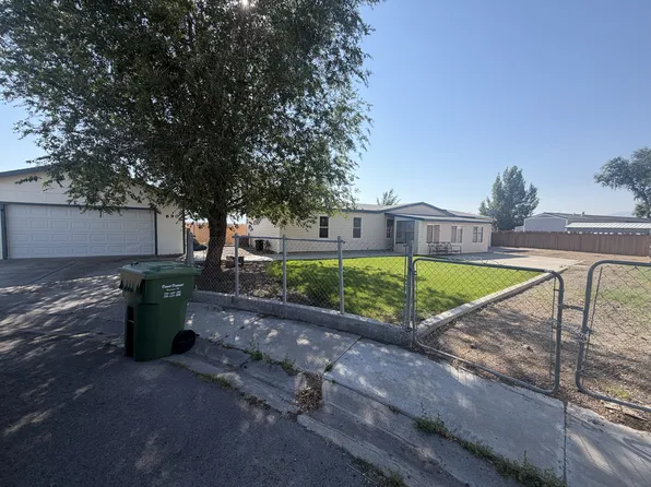 690 Maple Ct, Battle Mountain, NV 89820