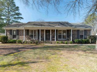 704 Peterson Dr, Gardendale, AL 35071