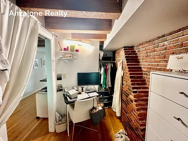 102 Commercial St #5 — Photo 17