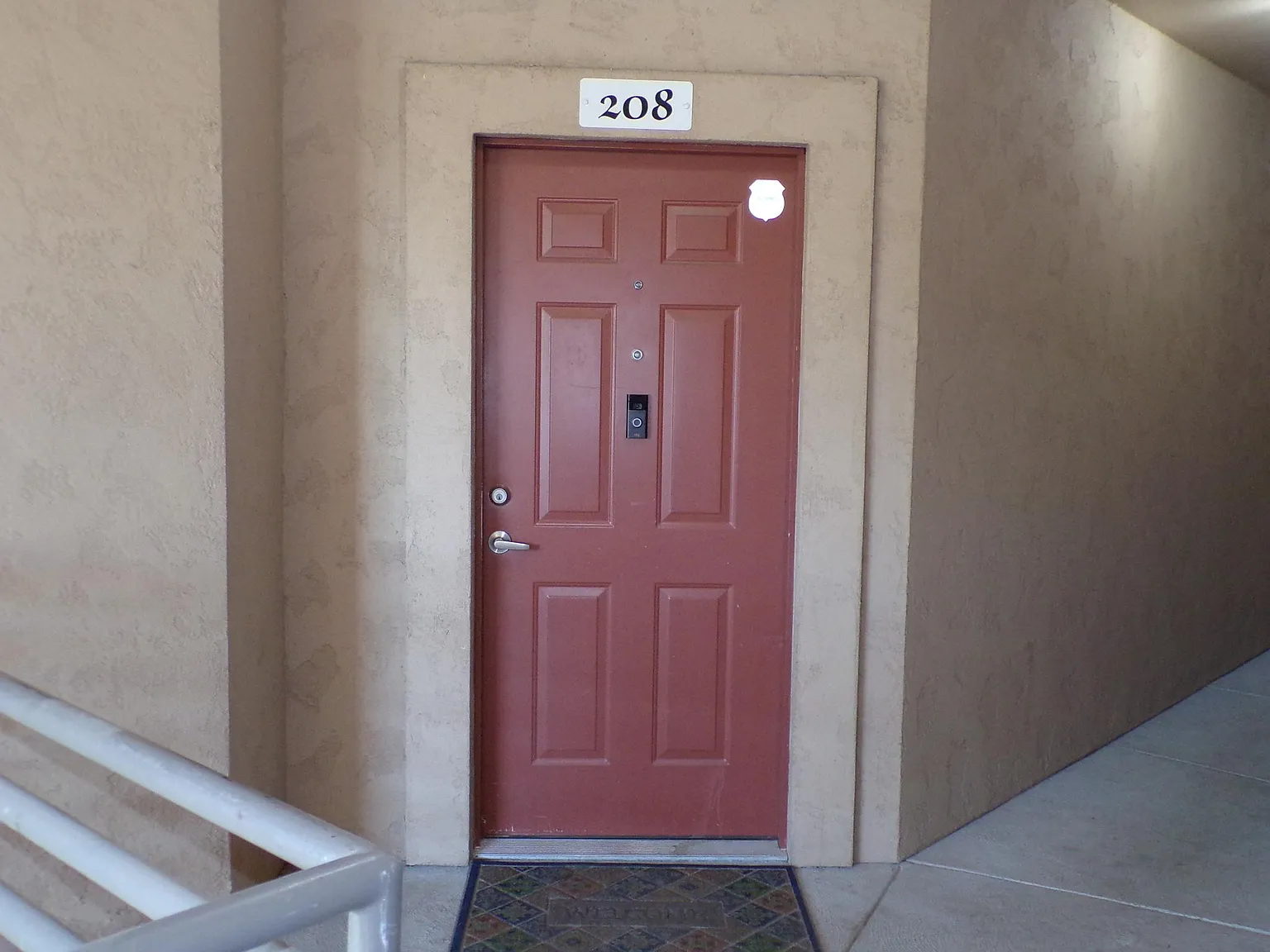 2 bed, 920 sqft, $1,750 — Photo 3